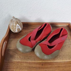 Keen Red Slip On Shoes Size 8